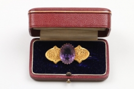 Brosche mit Amethyst im Etui, deutsch um 1900