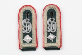 Heer "GD" artillery shoulder boards Feldwebel