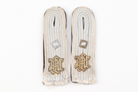 SS-Ostuf. Hubbes - "LAH" shoulder boards - SS-Obersturmführer