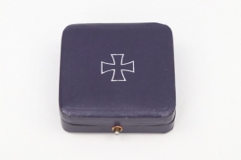 Blue case for 1939 Iron Cross 1st Class