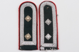 Heer Artillerie shoulder boards - Oberfeldwebel