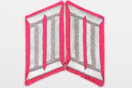 Third Reich Feuerschutzpolizei leader collar tabs