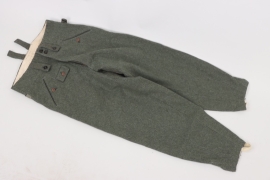 Heer M43 field trousers - Reichsbetriebsnummer