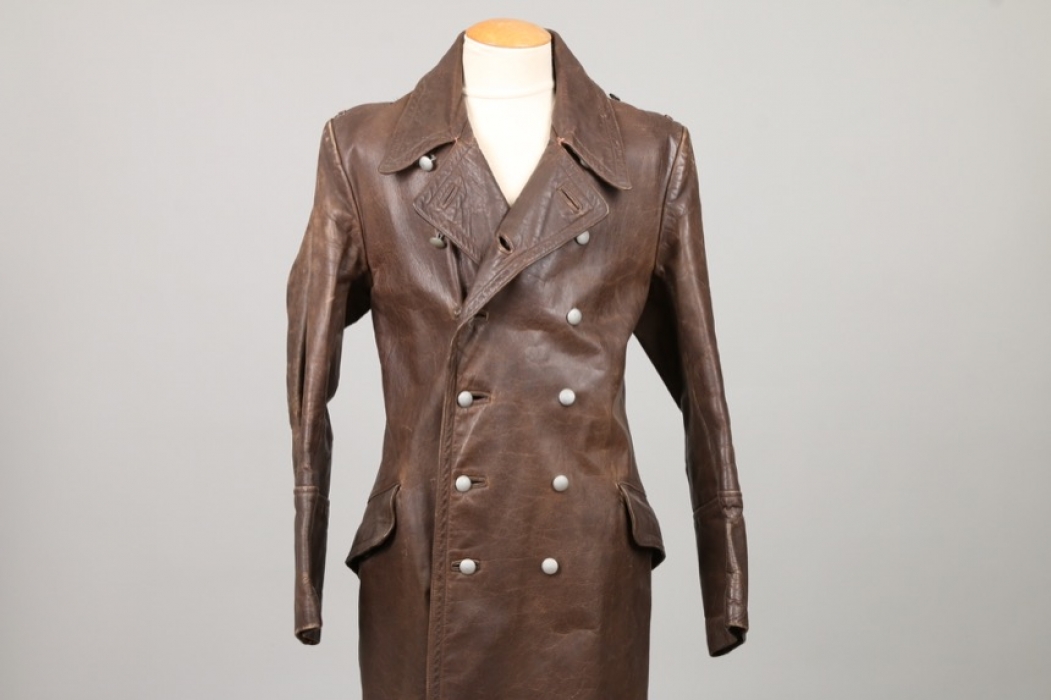 Wehrmacht officer's leather coat