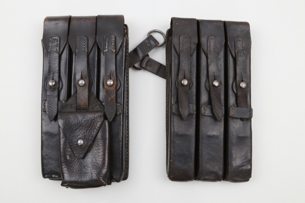 Wehrmacht MP38/40 leather ammunition pouches