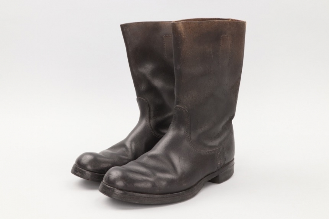 Early Bundeswehr marching boots