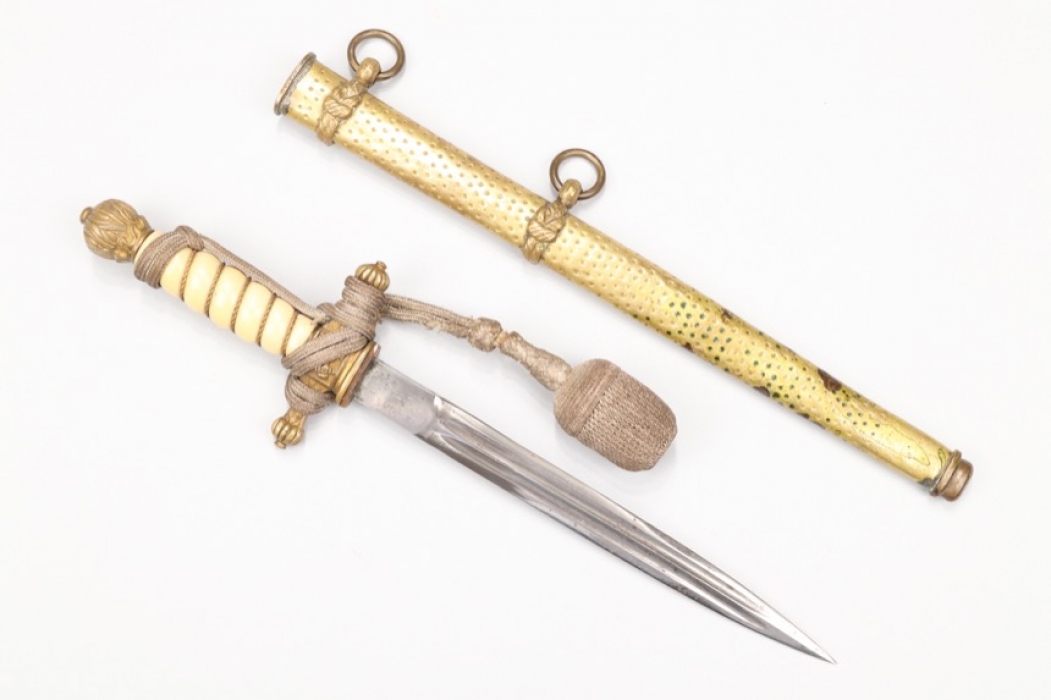 Reichsmarine officer's dagger with portepee