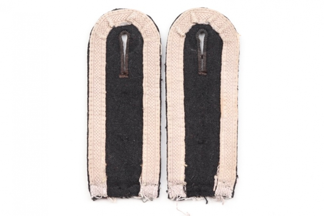 Waffen-SS shoulder boards - SS Unterscharführer