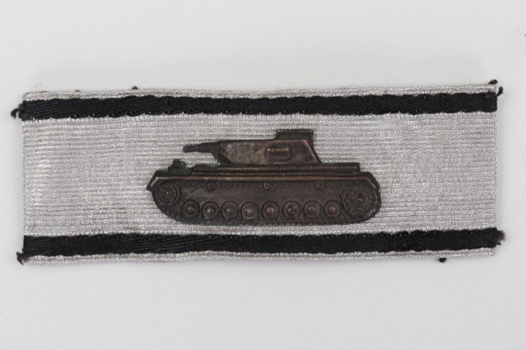 Tank Destruction Badge in silver