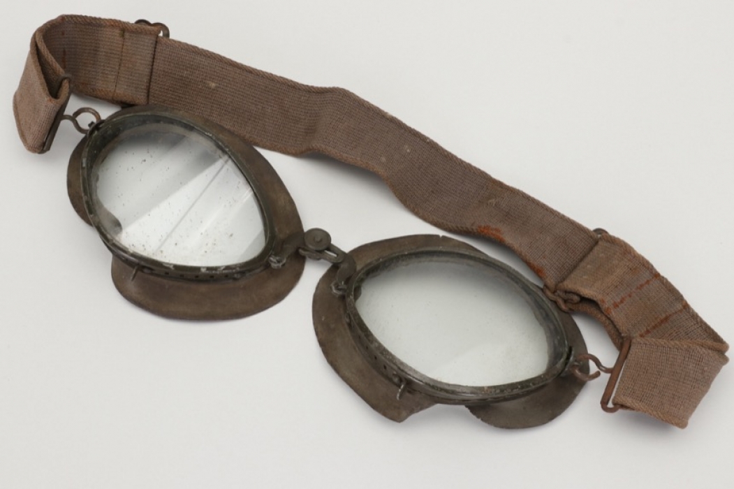 Luftwaffe pilot's flying goggles