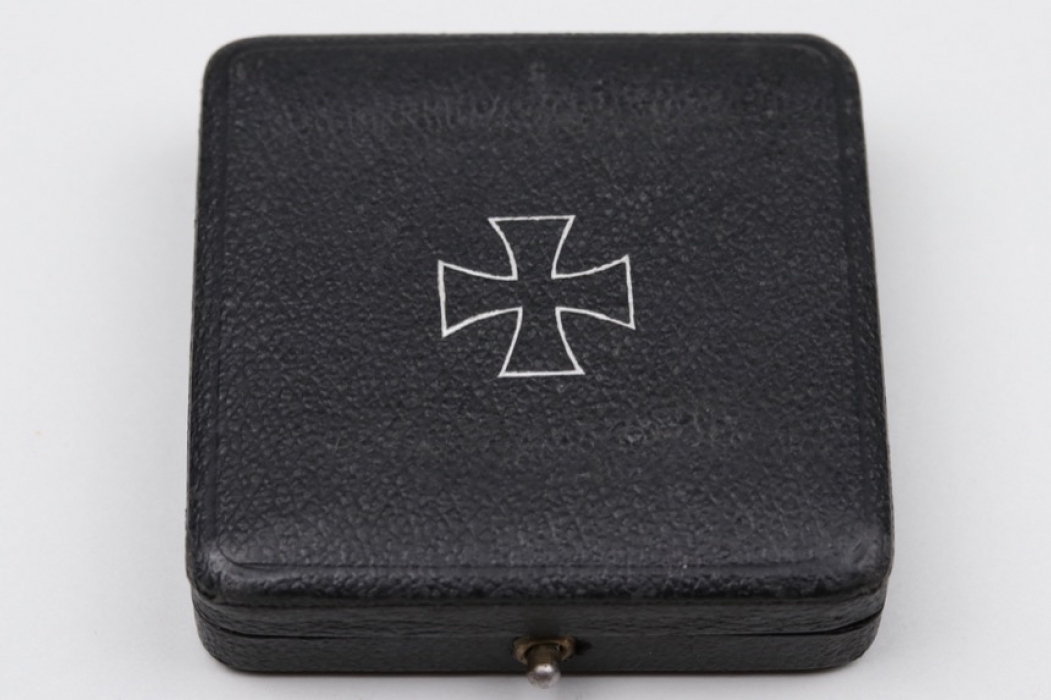 Case to 1939 Iron Cross 1st Class