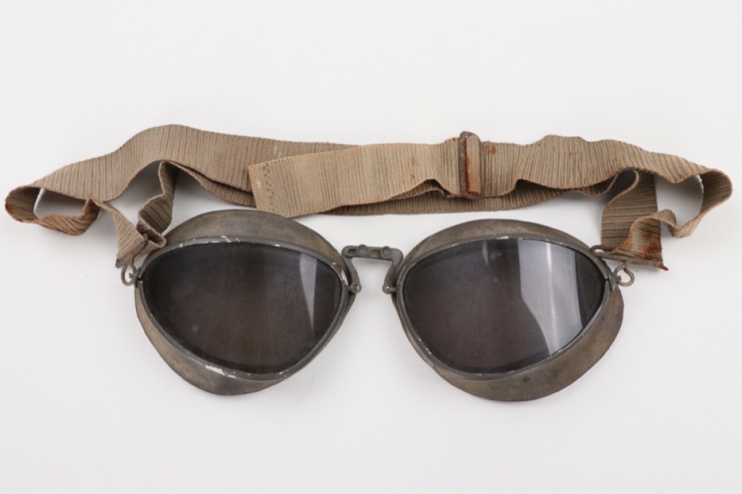 Luftwaffe pilot's flying goggles