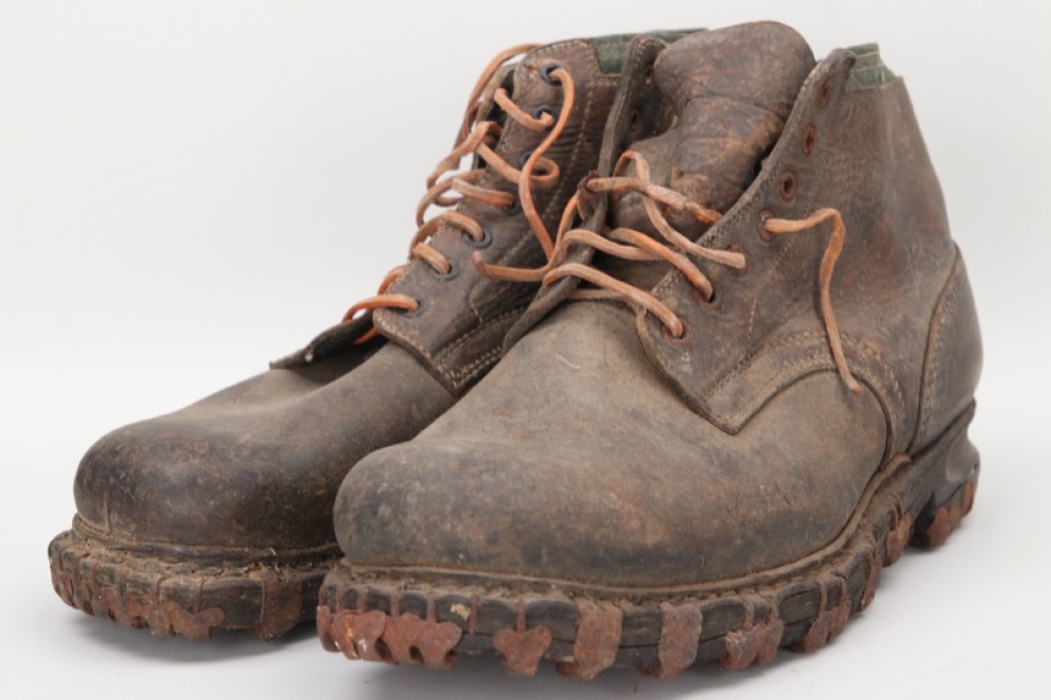 Heer Gebirgsjäger mountain boots