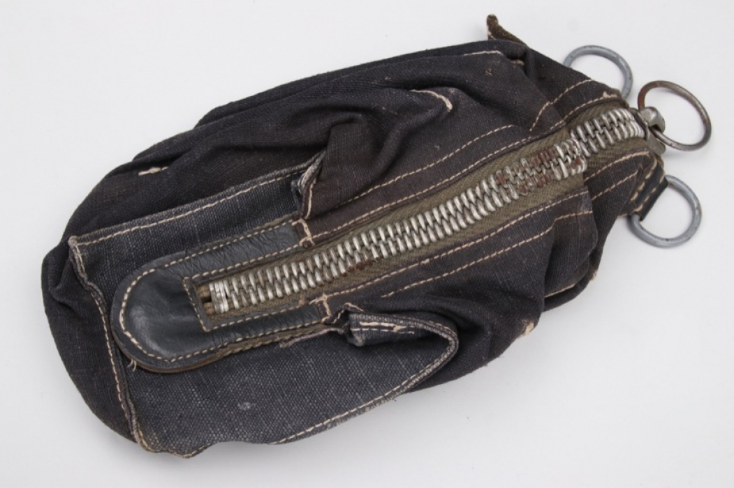 Luftwaffe flare cartridge storage bag