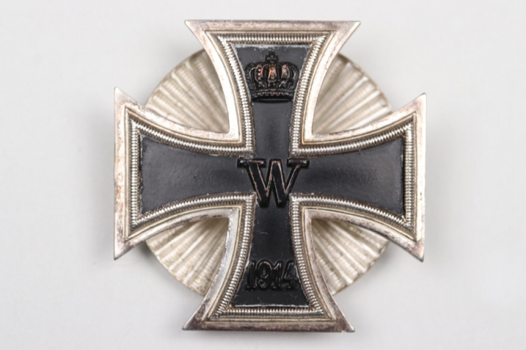 1914 Iron Cross 1st Class on screw-back