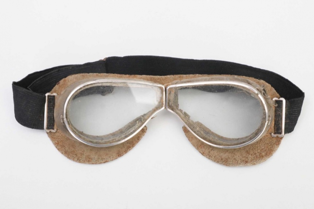 Great Britain - Royal Air Force pilot goggles MK II