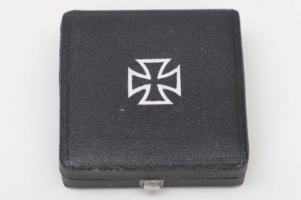 Case to 1939 Iron Cross 1st Class