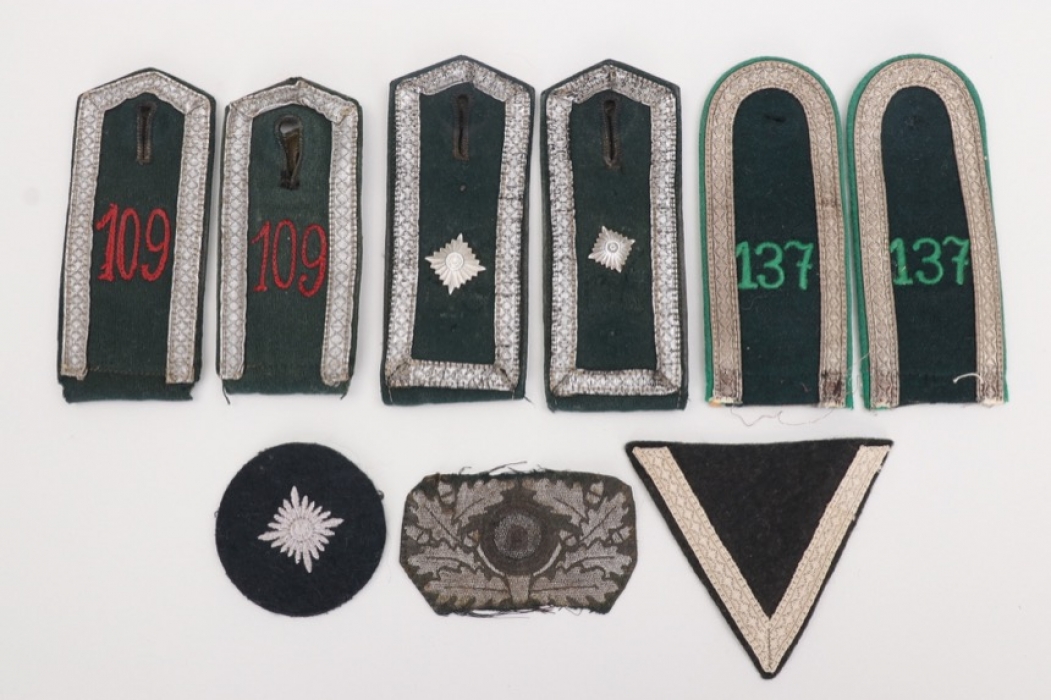 Heer insignia lot