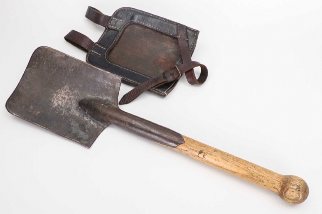 Wehrmacht field shovel + holster + 1943