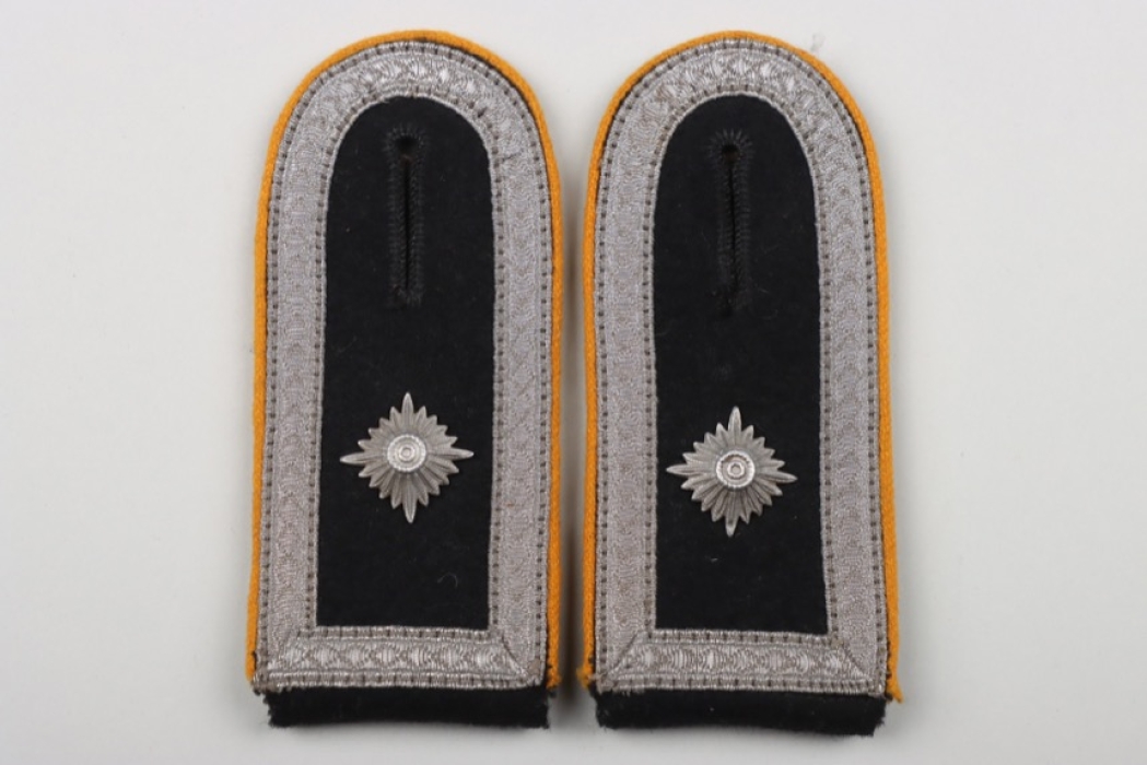 Waffen-SS reconnaissance / cavalry shoulder boards - Oberscharführer