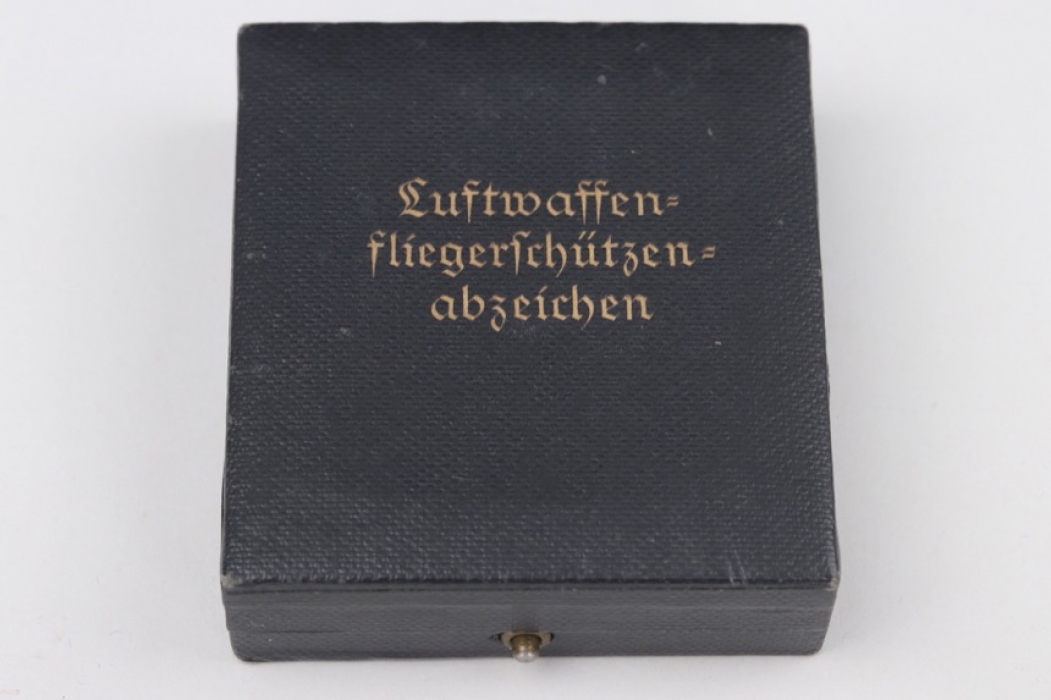 Case to Luftwaffe Radio Operator & Air Gunner's Badge