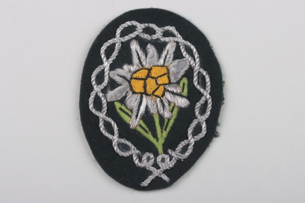 Gebirgsjäger officer's Edelweiss (sleeve badge)