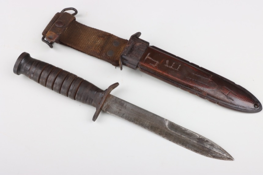 WWII U.S. M3 combat knife with M8 scabbard - UTICA