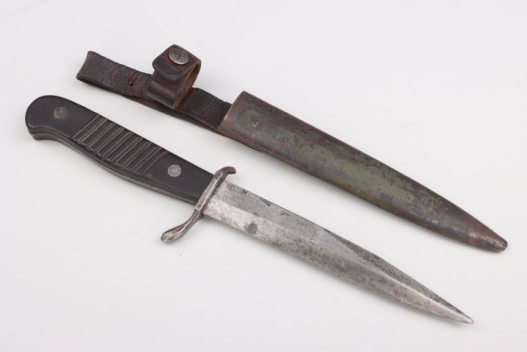 WWI trench knife