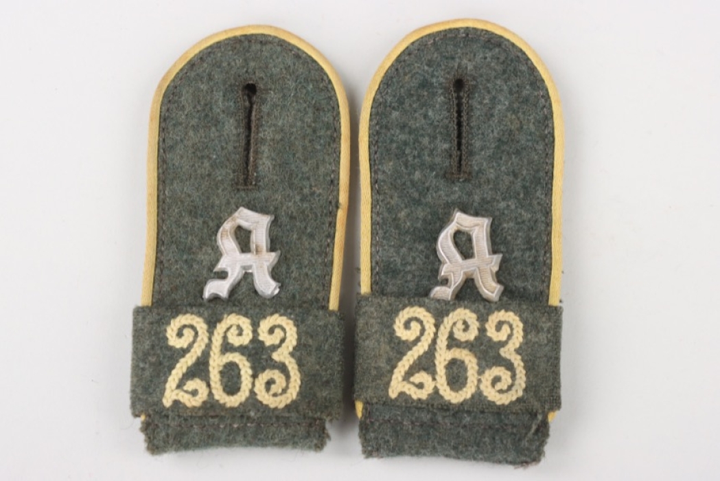 Aufklärungs-Abteilung 263 EM shoulder boards