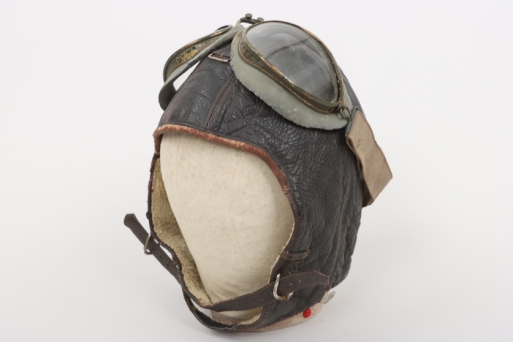 Luftwaffe flight helmet K33 with goggles