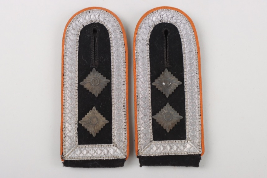 Waffen-SS Feldgendarmerie shoulder boards - SS-Hauptscharführer