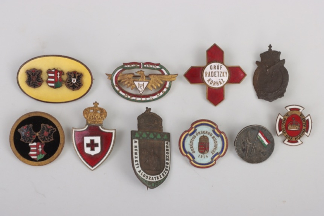 WWI lot of 10 patriotic badges - enameled