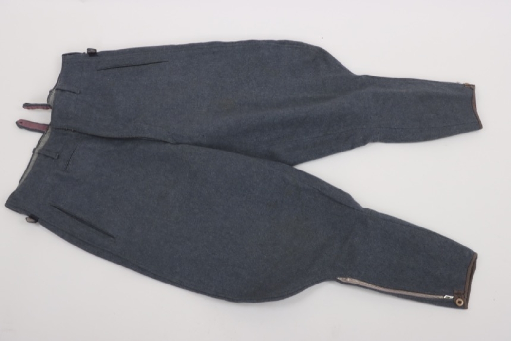 Luftwaffe breeches for officers