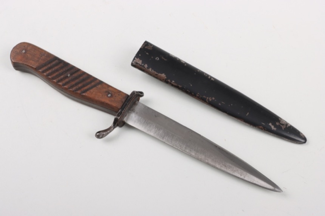 WWI trench knife