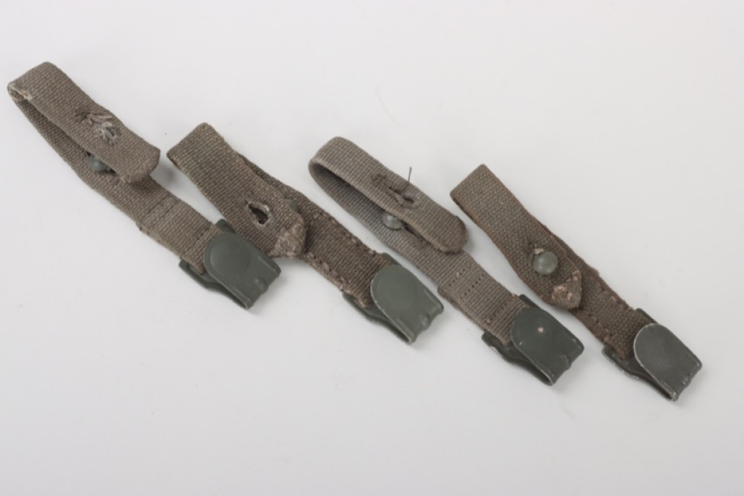 4 x Wehrmacht support straps for the gas mask can