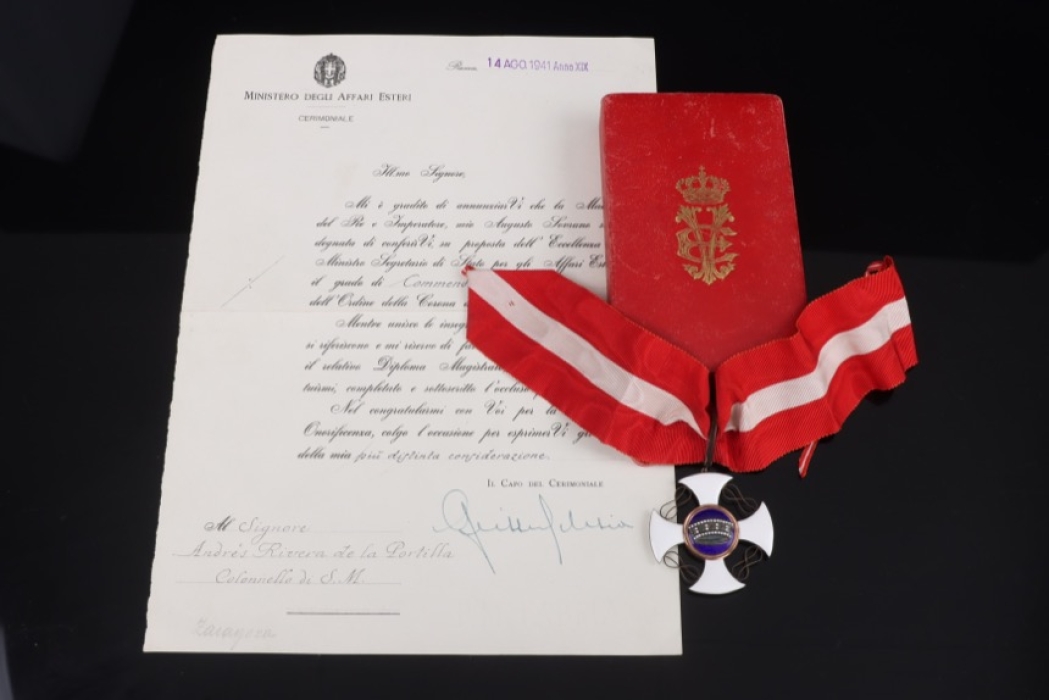 Itlay - Order of the Crown, Commander's Cross in case with certificate