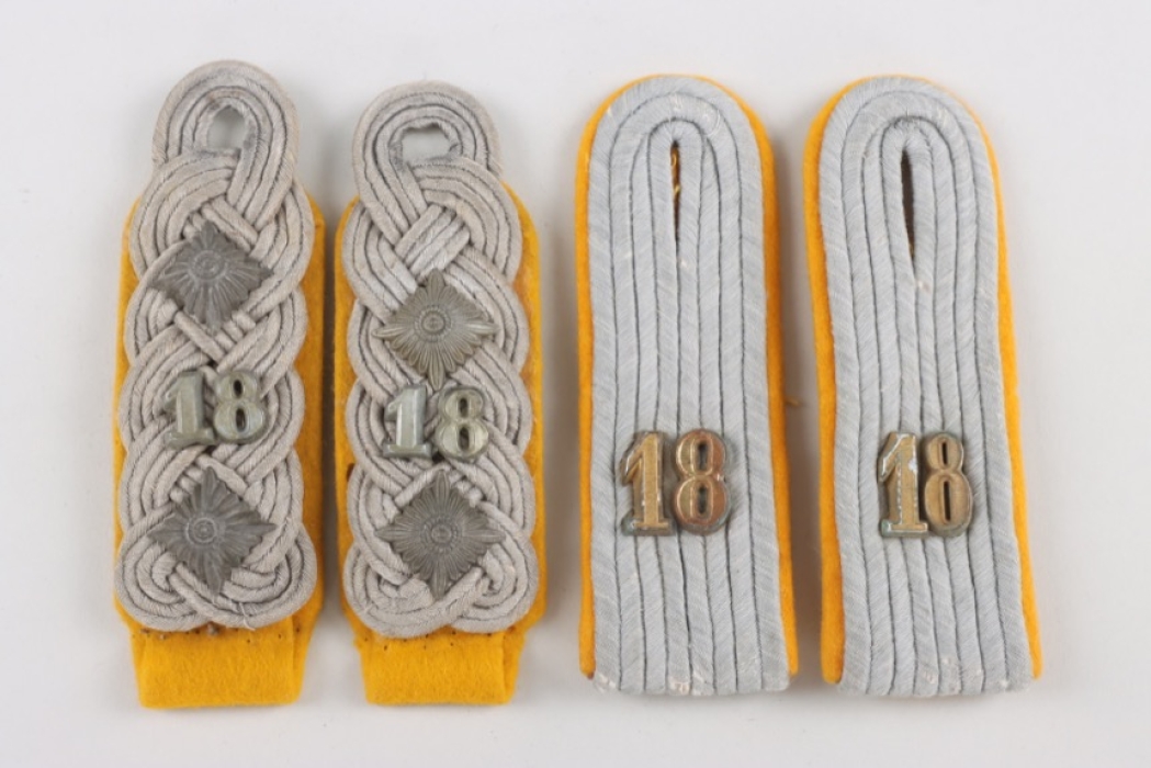 Heer shoulder boards for a Oberst and a Leutnant of Kavallerie Regiment 18