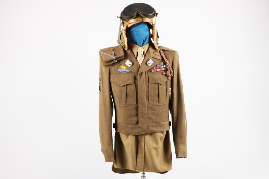 Uniform of a member of the 1st Infantry Div.