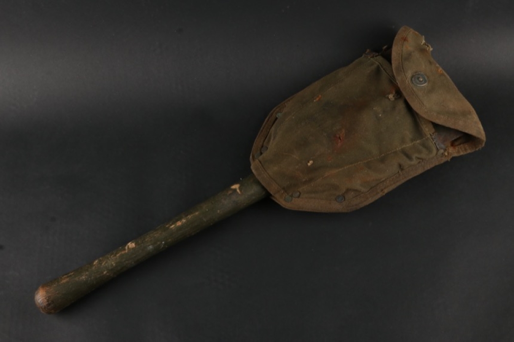 U.S. Army folding shovel - 1945