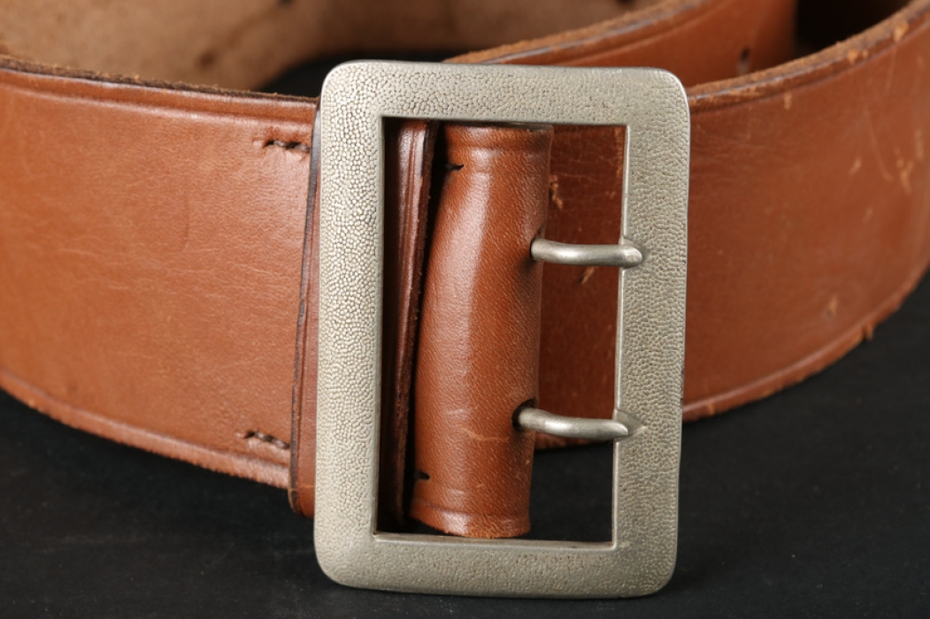 NSDAP 2-claw leather belt (political leaders)