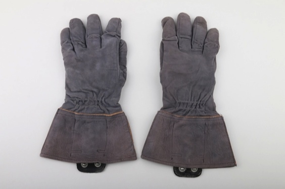 Luftwaffe flight gloves - electrically heated