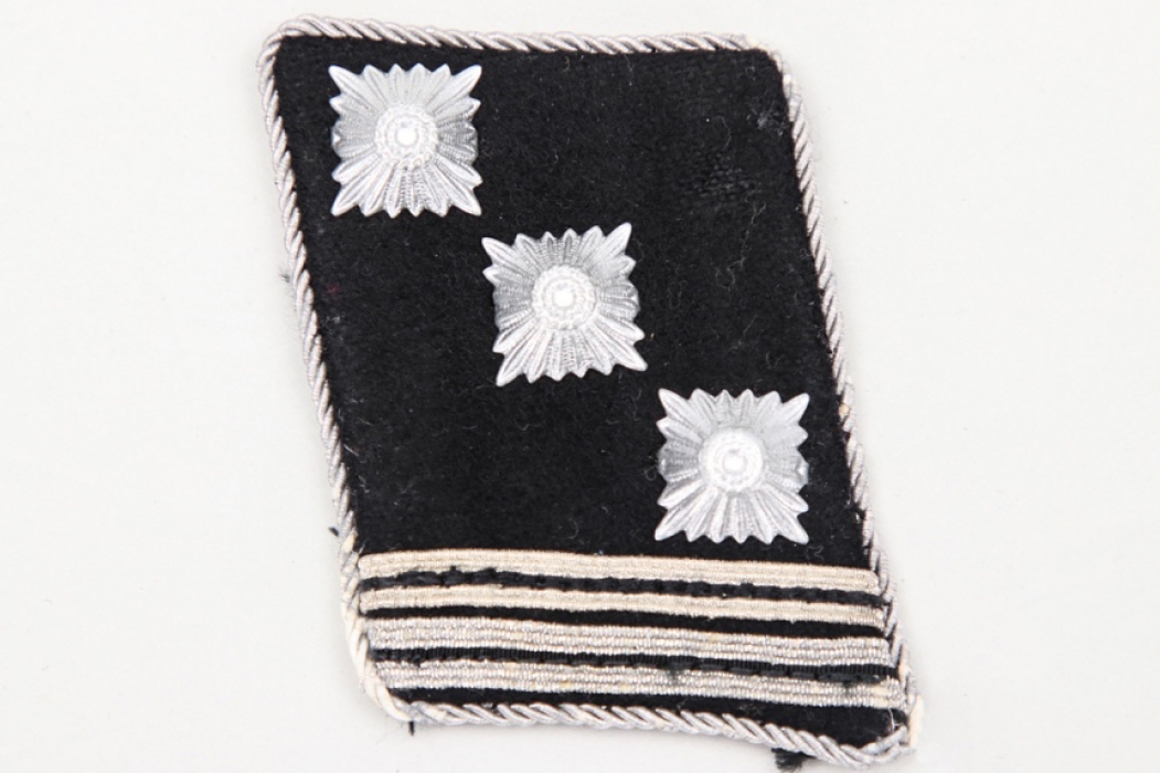 Waffen-SS collar tab - SS-Hauptsturmführer