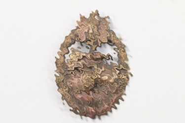 Tank Assault Badge in bronze - hollow