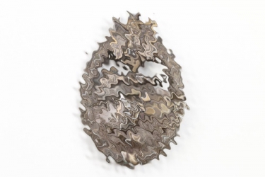 Tank Assault Badge in bronze - crimped