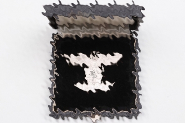 Clasp to 1939 Iron Cross 1st Class - 2nd pattern