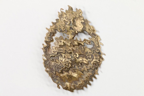 Tank Assault Badge in bronze (tombak)