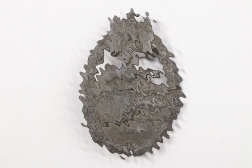 Tank Assault Badge in bronze - hollow