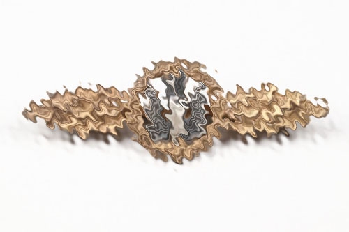 Lt. Vögerl - Squadron Clasp for Kampfflieger in gold