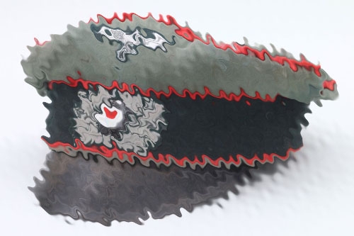 Heer Artillerie officer's "crusher cap"