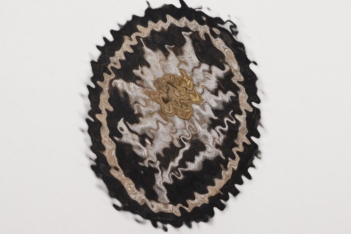 Waffen-SS officer's Edelweiss sleeve badge